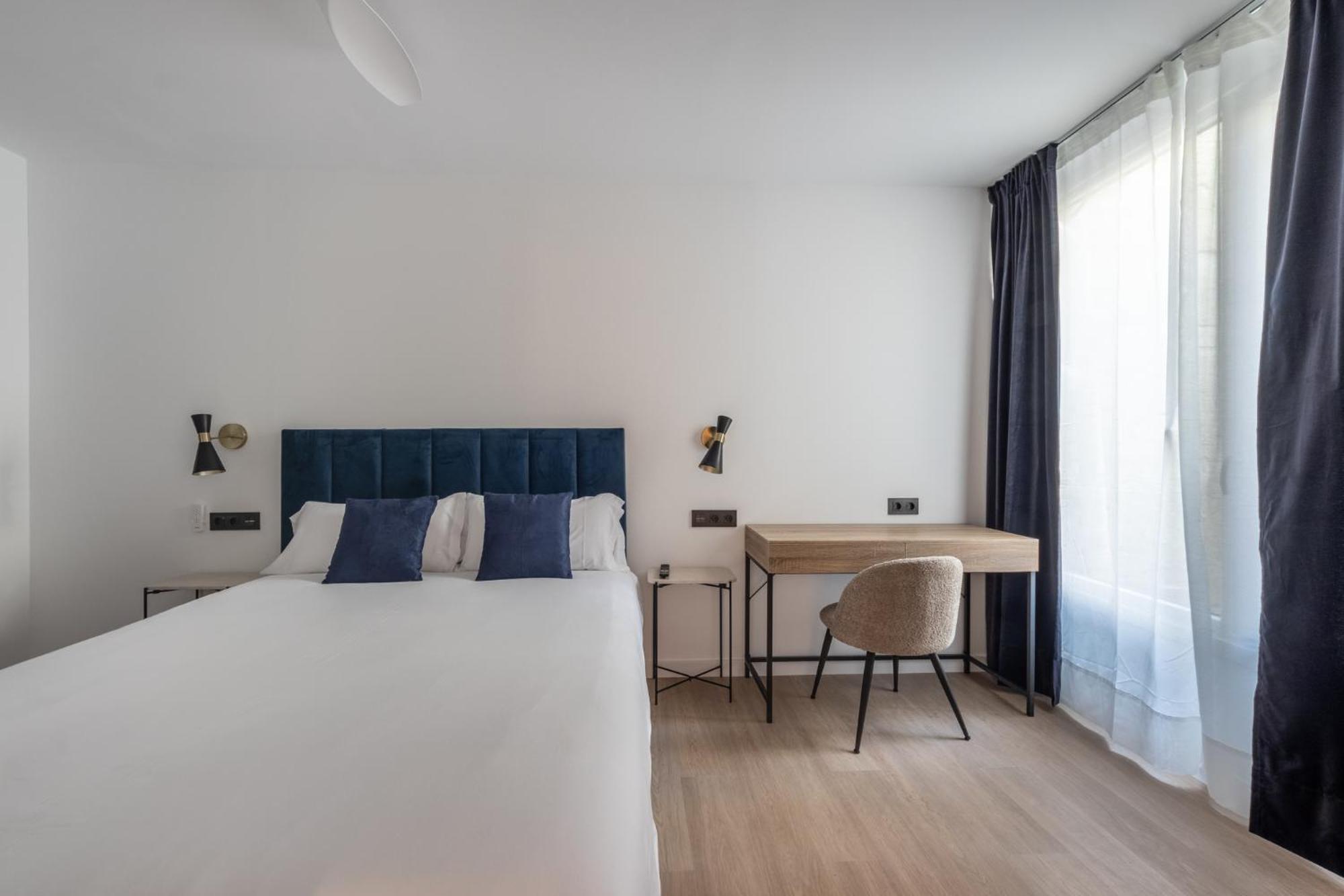 Arenal Suites Bilbao Room photo