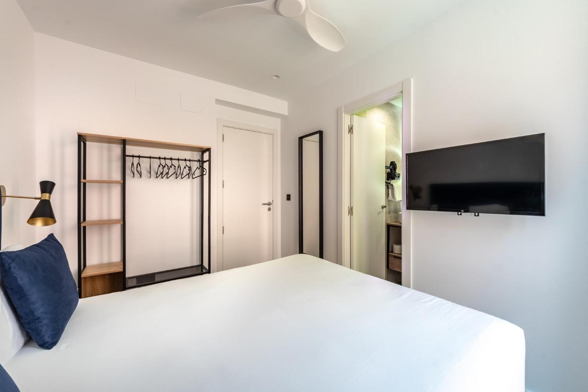 Arenal Suites Bilbao Exterior photo