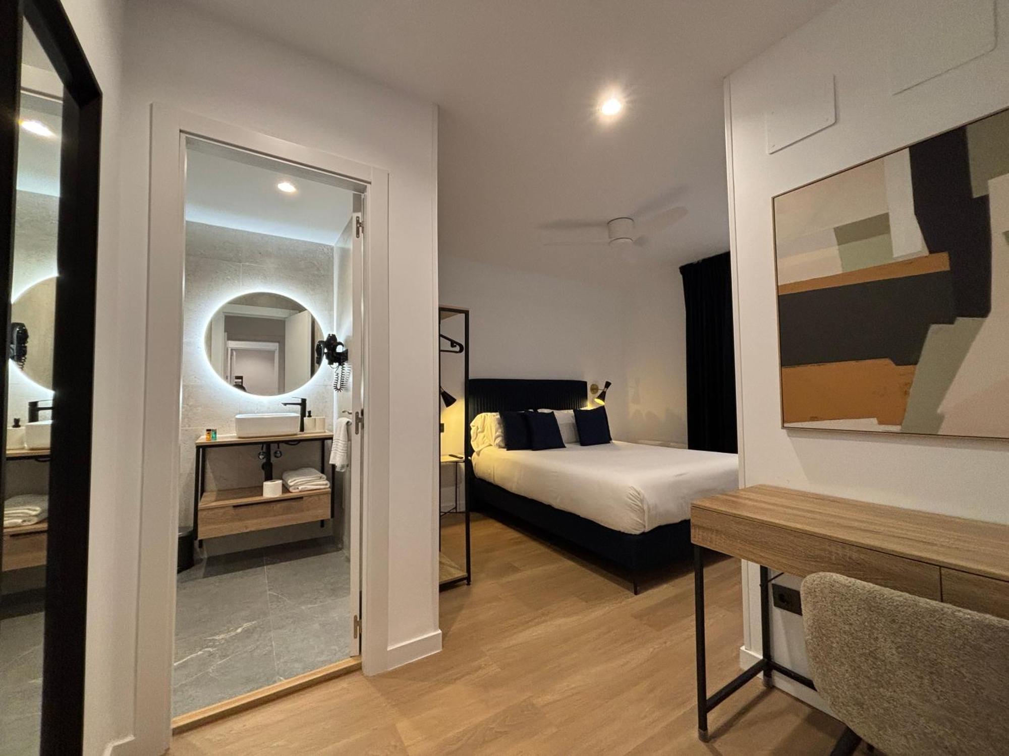 Arenal Suites Bilbao Exterior photo